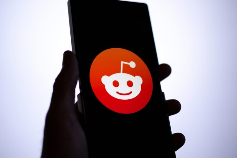 Reddit corre o risco de perder sua identidade em busca de lucros