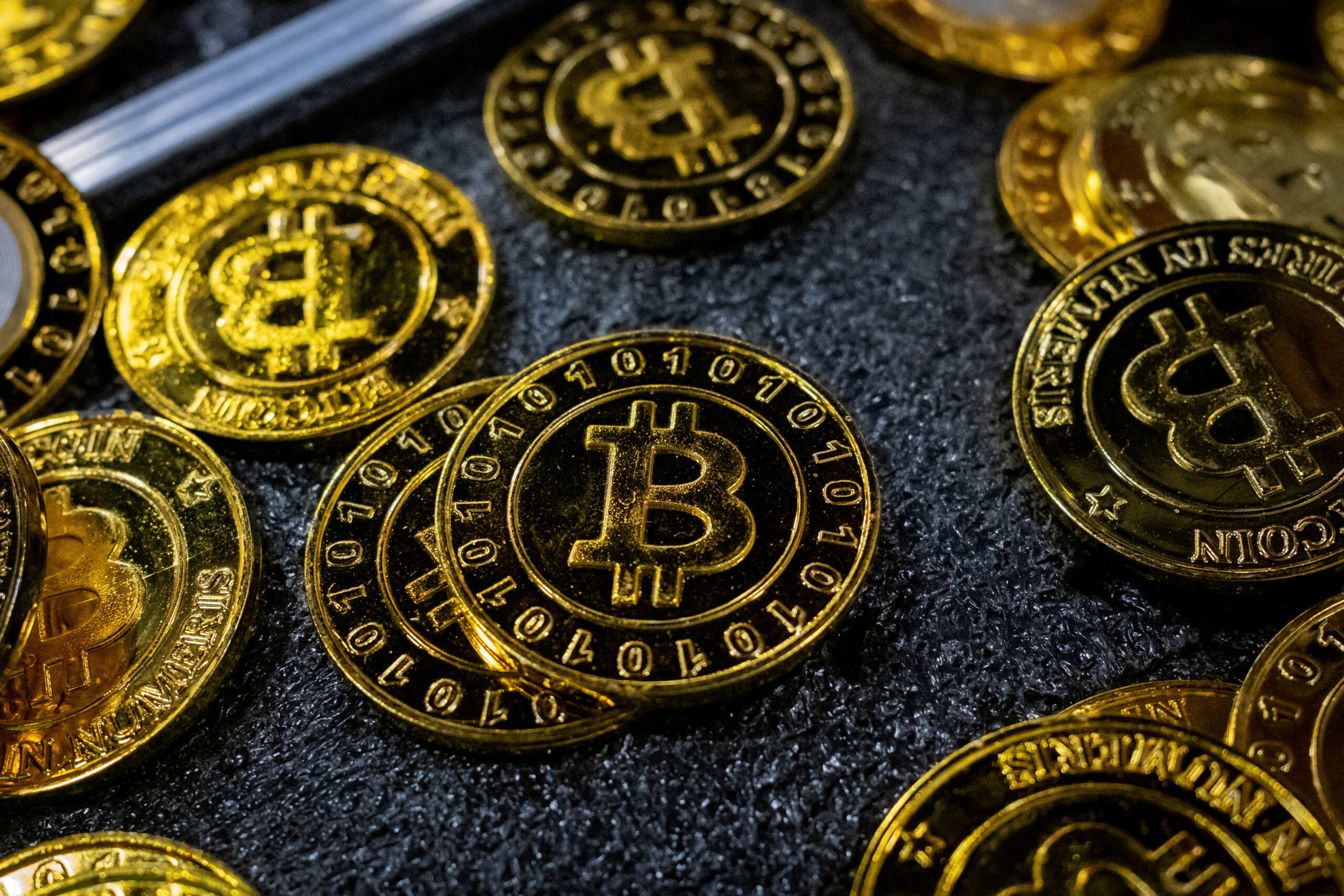 Bitcoin quebra US $ 40 mil à medida que o momento se acumula