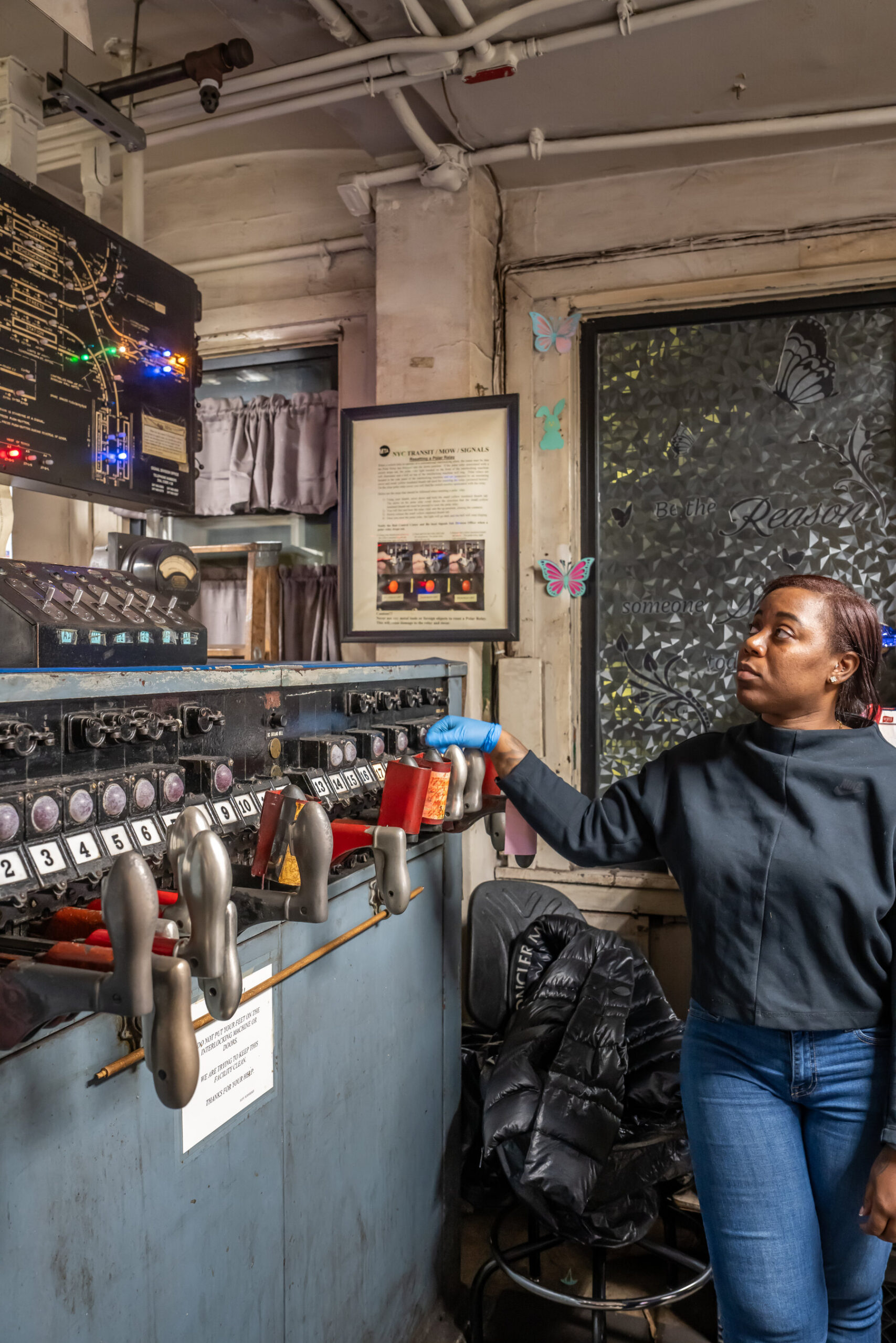 Um olhar interno no sistema de sinal arcaico do metrô de Nova York